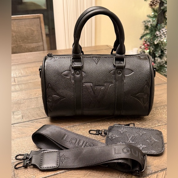 Elegant Black Duffel Bag with Matching Clutch, New - Picture 16 of 17